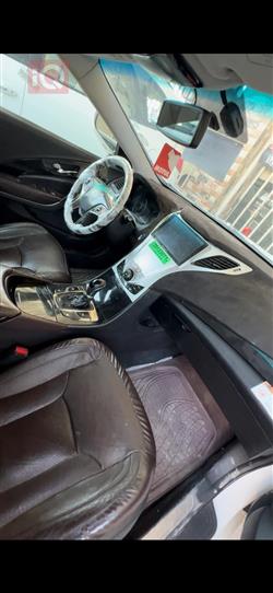 هيونداي أزيرا